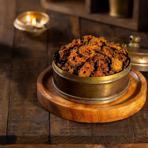 Almond House Karela Chips - 150 gm