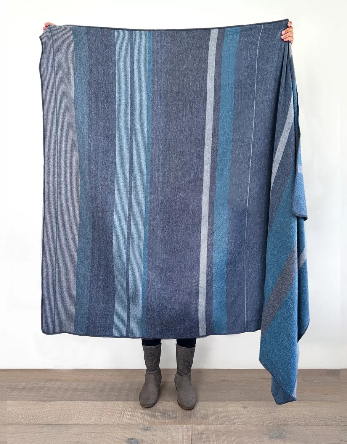 Alpaca Throw Blanket - Mosswood