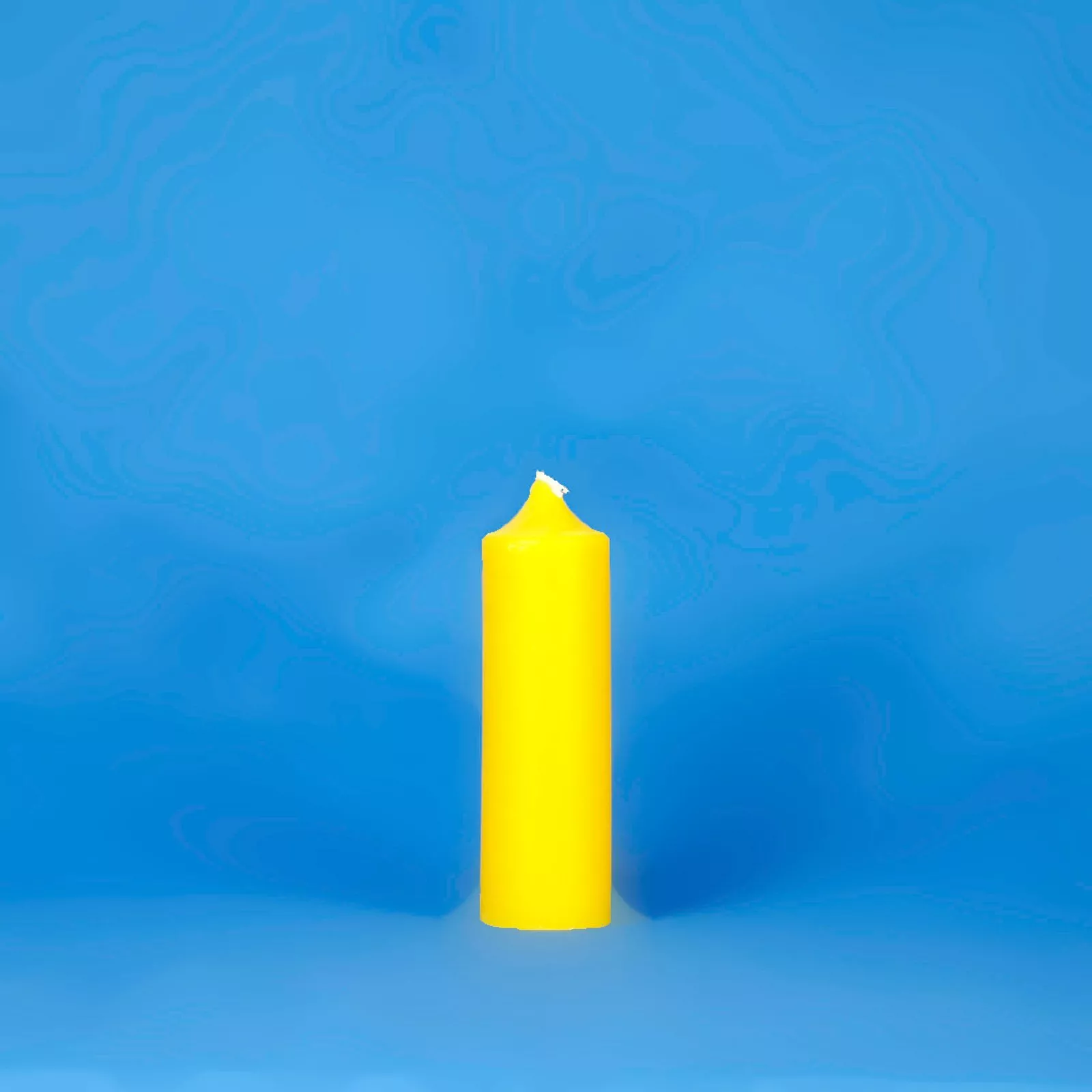 Beeswax Colonial 1.5″ x 6″ Pillar Candle