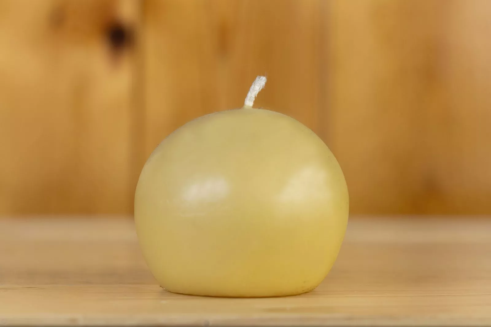 Beeswax Sphere Candle
