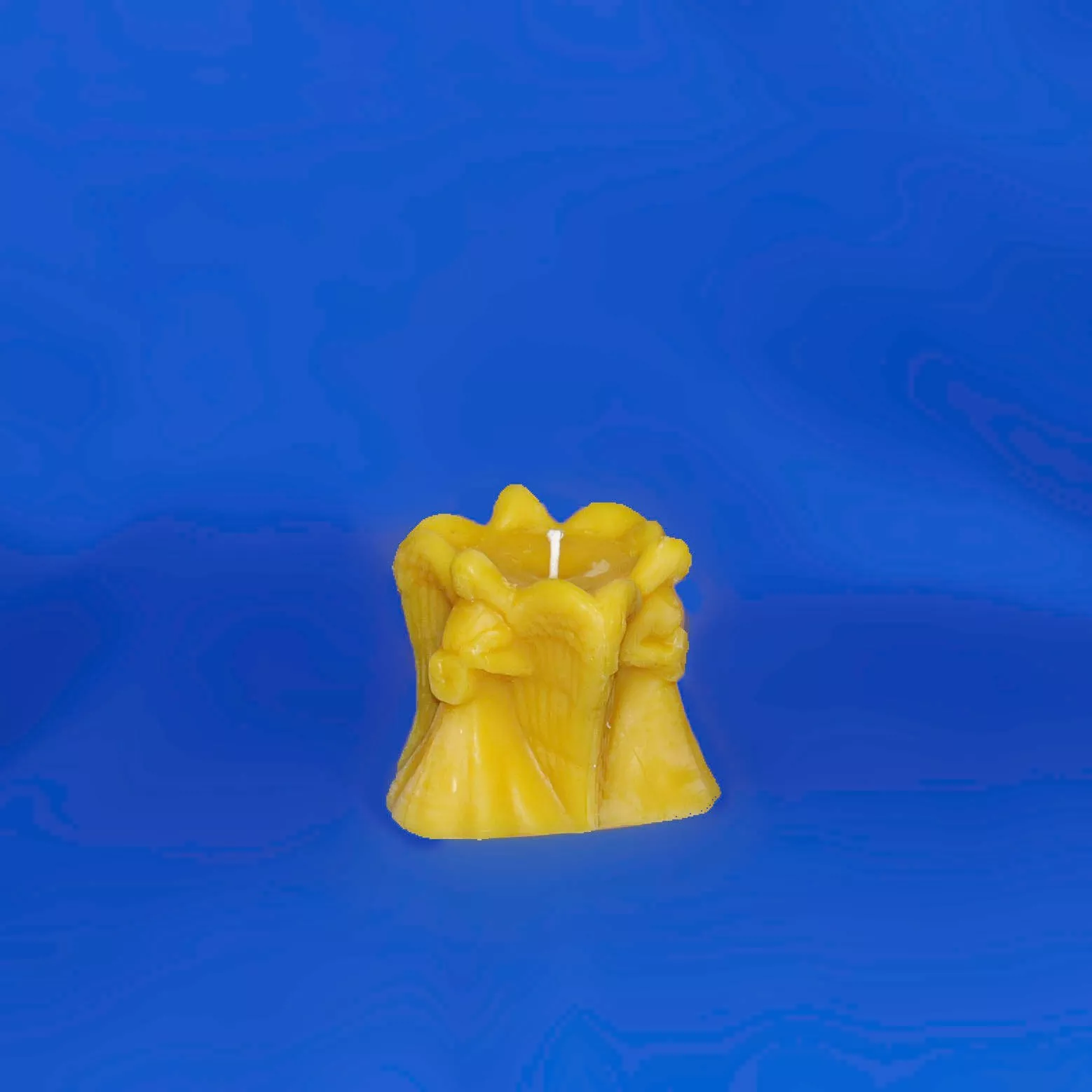 Beeswax Three Angel Small Pillar Candle