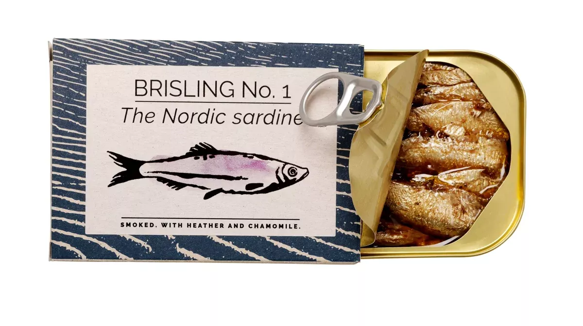 Fangst Brisling No. 1 Smoked Sardines with Heather and Chamomile 100g