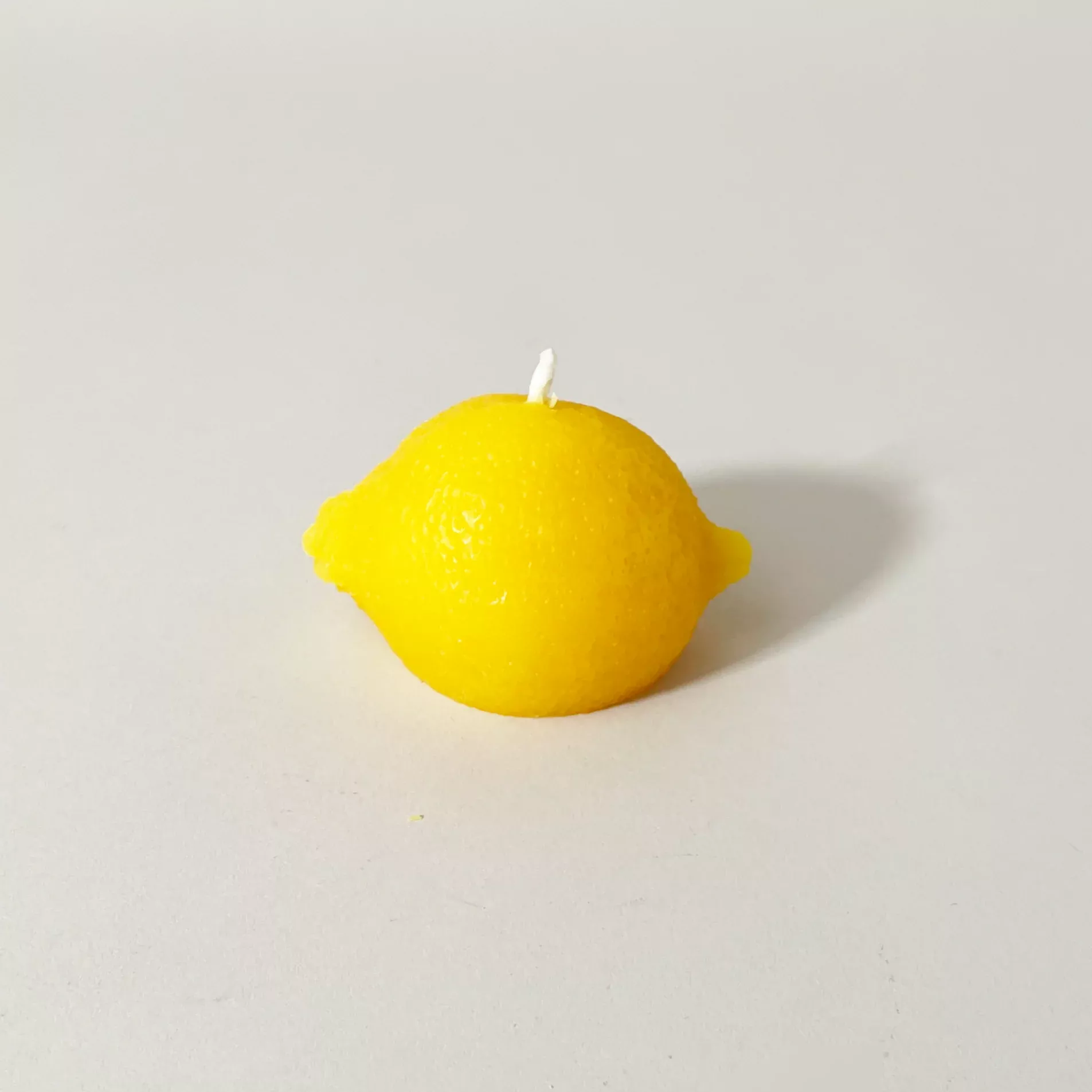 Lemon Beeswax Candle