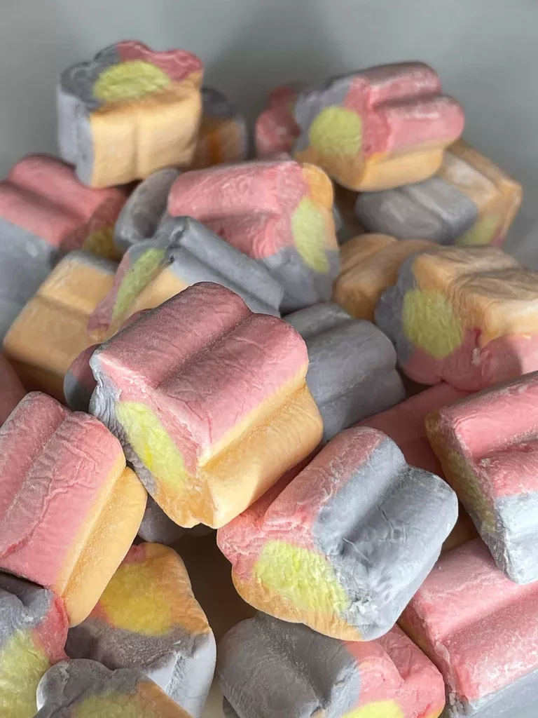 MARSHMALLOW Flowers 8.8oz 48 PIECES
