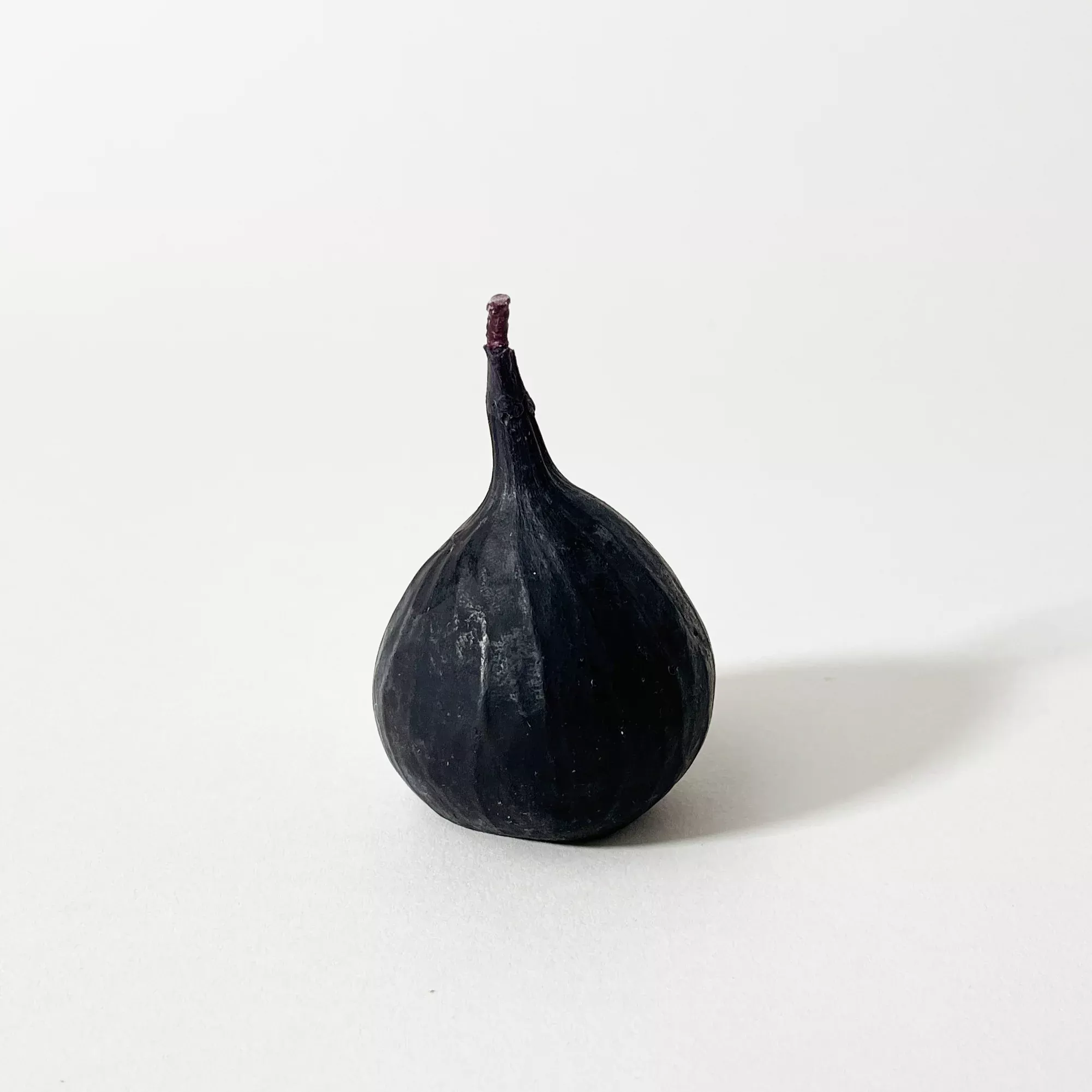 Purple Fig Beeswax Candle