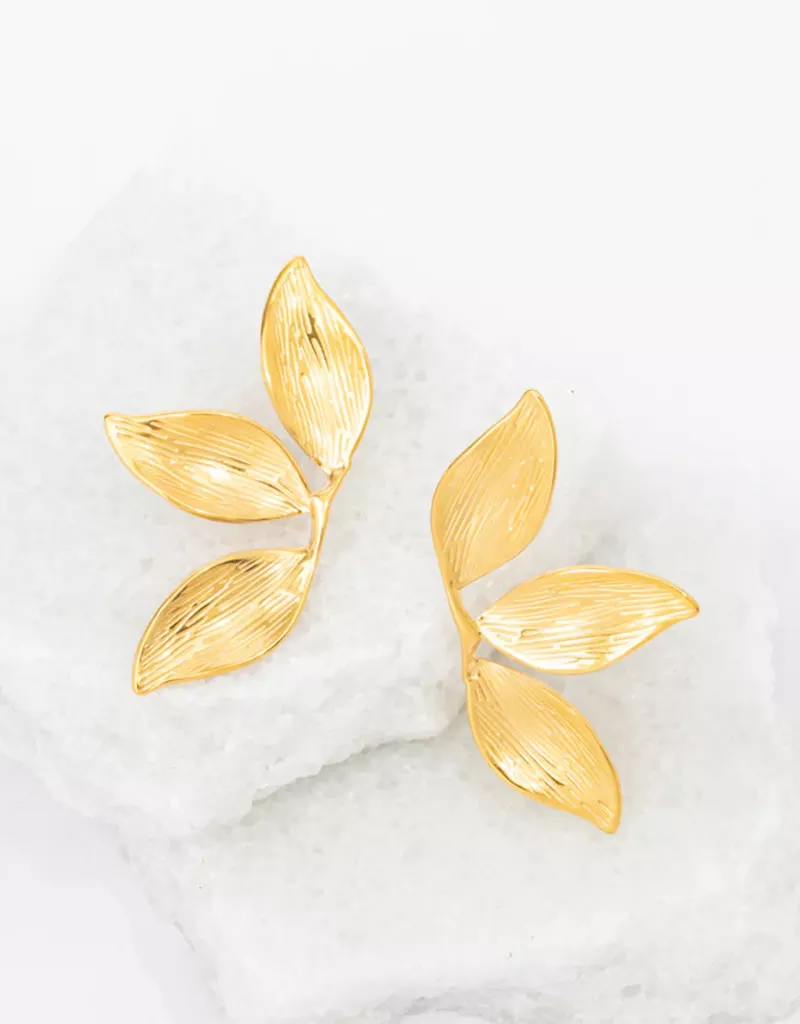 Rowen Leaf Necklace
