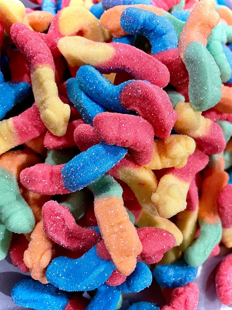 Sour GUMMY NEON worms GUMMI 2.2lbs