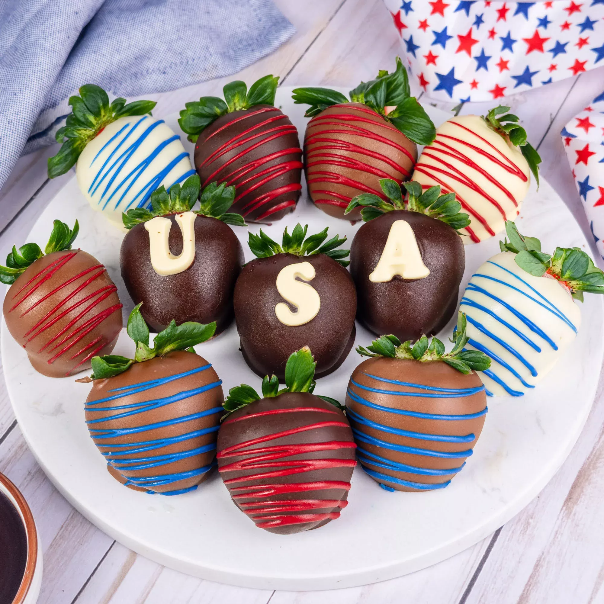 USA Hand-Dipped Belgian Chocolate Strawberries