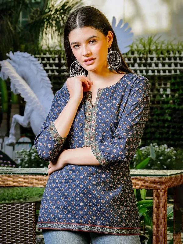 Yufta Blue Cotton Geometric Regular Top - S